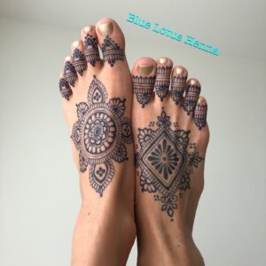 Jagua tattoo stain mandala design on female feet